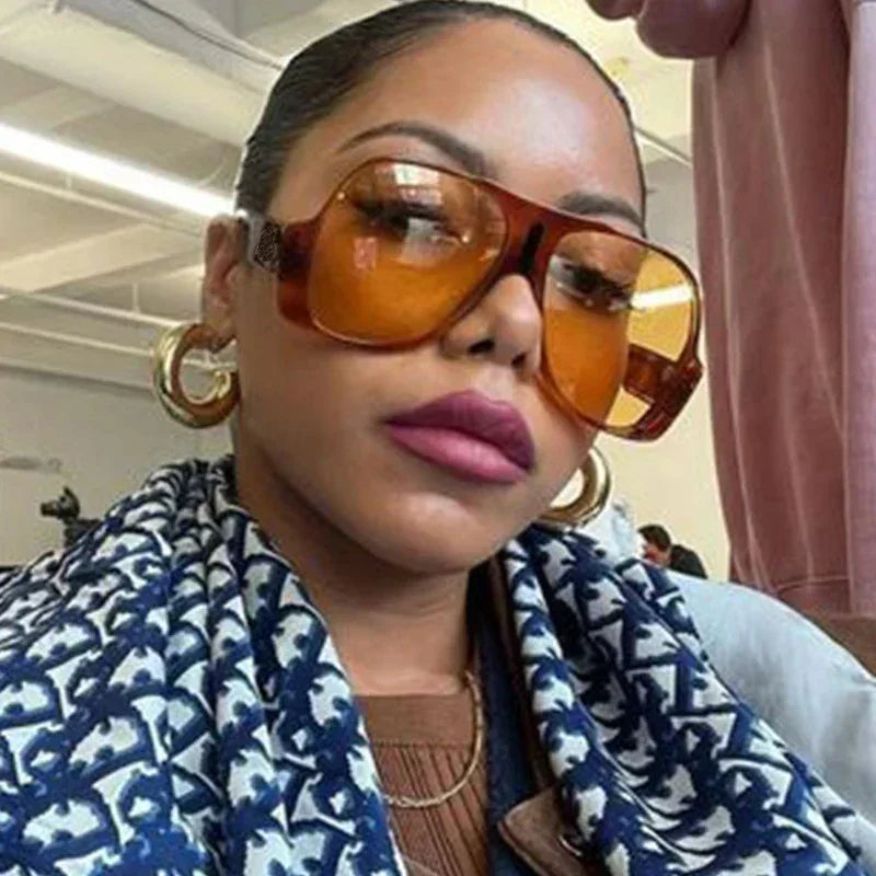 Gradient Oversized Pilot Sunglasses